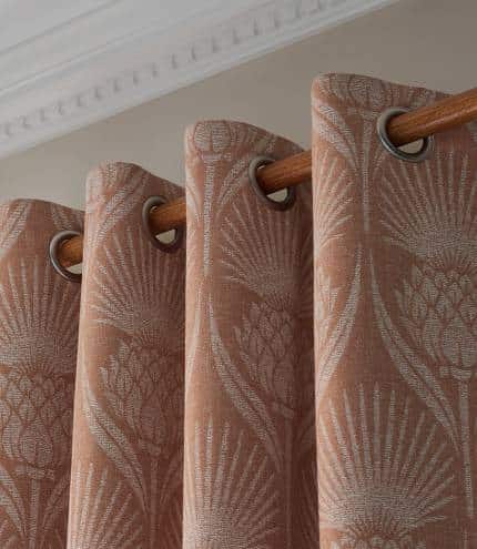 Eyelet heading